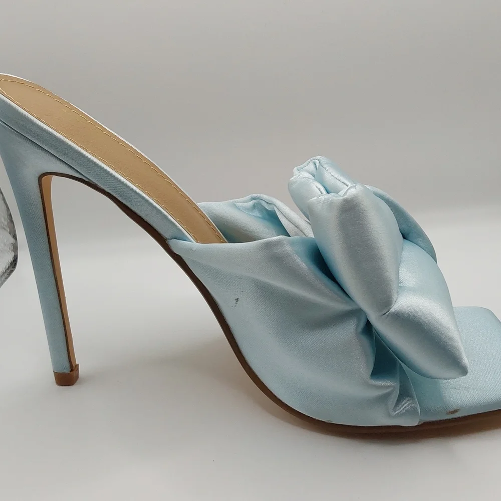 Lemonade brand satin sandles - Picture 4 of 5